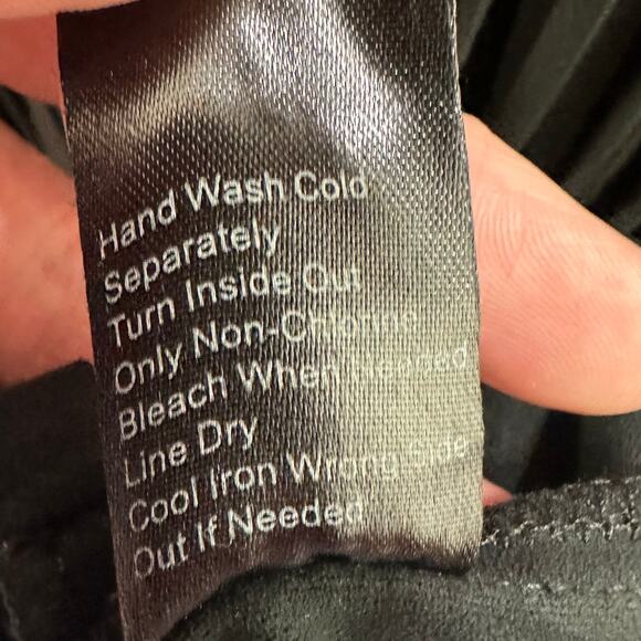 Elegant Black Fringe Midi Dress - Picture 6 of 6